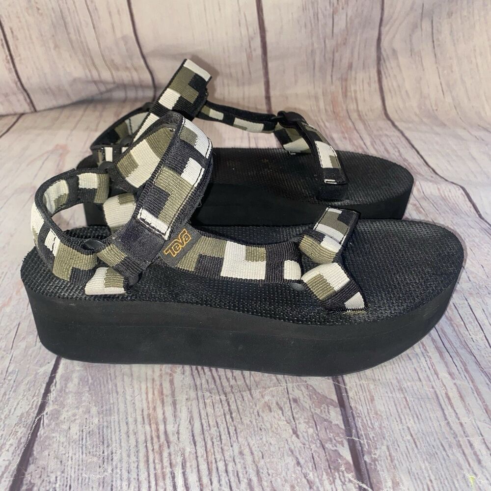 Teva Womens 8 Flatform Universal Retro Shapes Black Olive Sandals 1008844